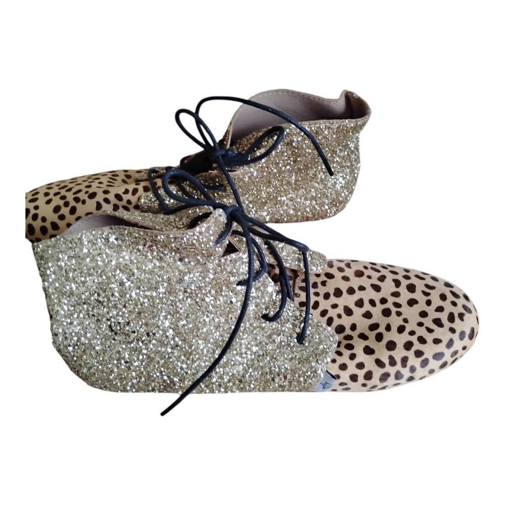 Monkey Feet Gold Glitter & Cheetah Ankle Booties‎ Size 7